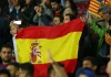 Banderas de España en el Camp Nou pese a la polémica previa