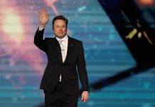 Salida a bolsa de SpaceX encumbra a Elon Musk como el primer «billonario» de la historia