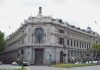 El Banco de España alerta de la desaceleración económica, la desigualdad, el déficit estructural y los excesos regulatorios