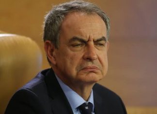 La Moncloa oficiosa comienza a distanciarse de Zapatero mientras el «caso de las joyas» tensa la lealtad del PSOE