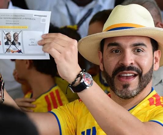 Abelardo de la Espriella gana las elecciones en Colombia y celebrará su triunfo con un mensaje de fe: «¡Que viva Cristo Rey!»
