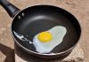 El calor extremo en Europa permite freír huevos al sol