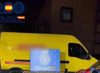 Detenidos dos ladrones que manipularon el alumbrado público para robar 20 aires acondicionados