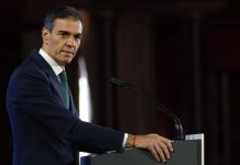 Pedro Sánchez viajará a la final del Mundial, pero Begoña Gómez no le acompañará pese a tener permiso del juez