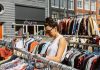 El mercadillo donde comprar la ropa de tus películas y series favoritas: Atemporel rescata el vestuario de Hollywood