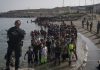 El 90% de los españoles culpa a Marruecos de la crisis de Ceuta y el 63% suspende a Sánchez: la encuesta que evidencia el giro a la derecha en inmigración