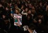 «Maricarmen vive, la lucha sigue»: centenares de personas protestan frente al Congreso tras la muerte de la mujer desahuciada