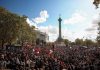 Miles de franceses toman la Bastilla en defensa de la educación pública y la Policía carga contra los estudiantes
