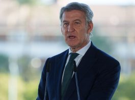 Feijóo confirma en la SER que sigue negociando con Vox para el Senado y descarta un ministerio único de Igualdad