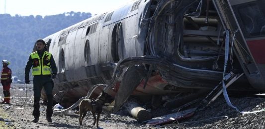 Renfe activa un plan alternativo con Cercanías y autobuses entre Madrid, Ciudad Real y Puertollano tras el accidente de Urda