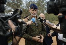 El Rey cancela toda su agenda semanal y regresa de Bétera para seguir el «terrible accidente» de Toledo