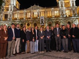 España guarda un minuto de silencio por las 68 víctimas de Urda