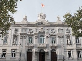 El Gobierno entrega al Supremo el listado de 163.355 nacionalizados por la ‘ley de nietos’ con el voto suspendido